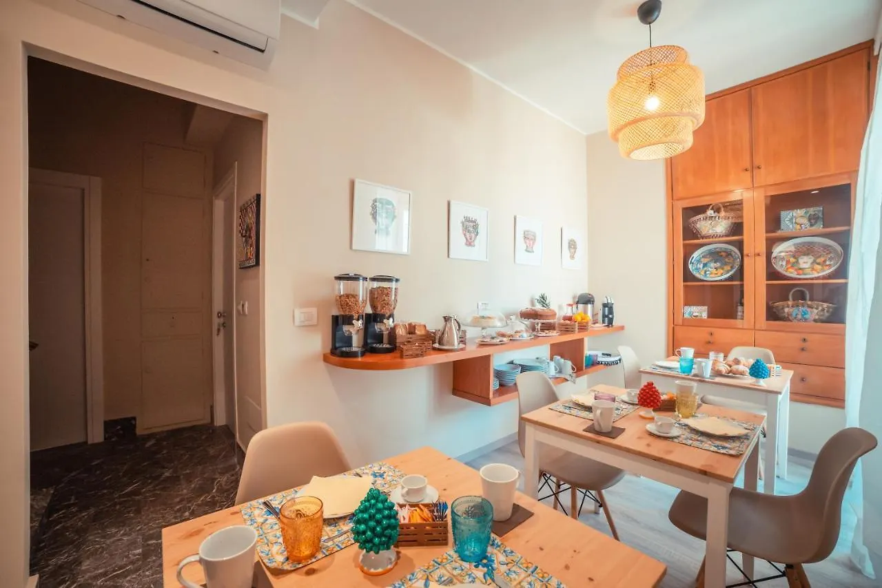 A'Coffa Rooms Taormina Italia